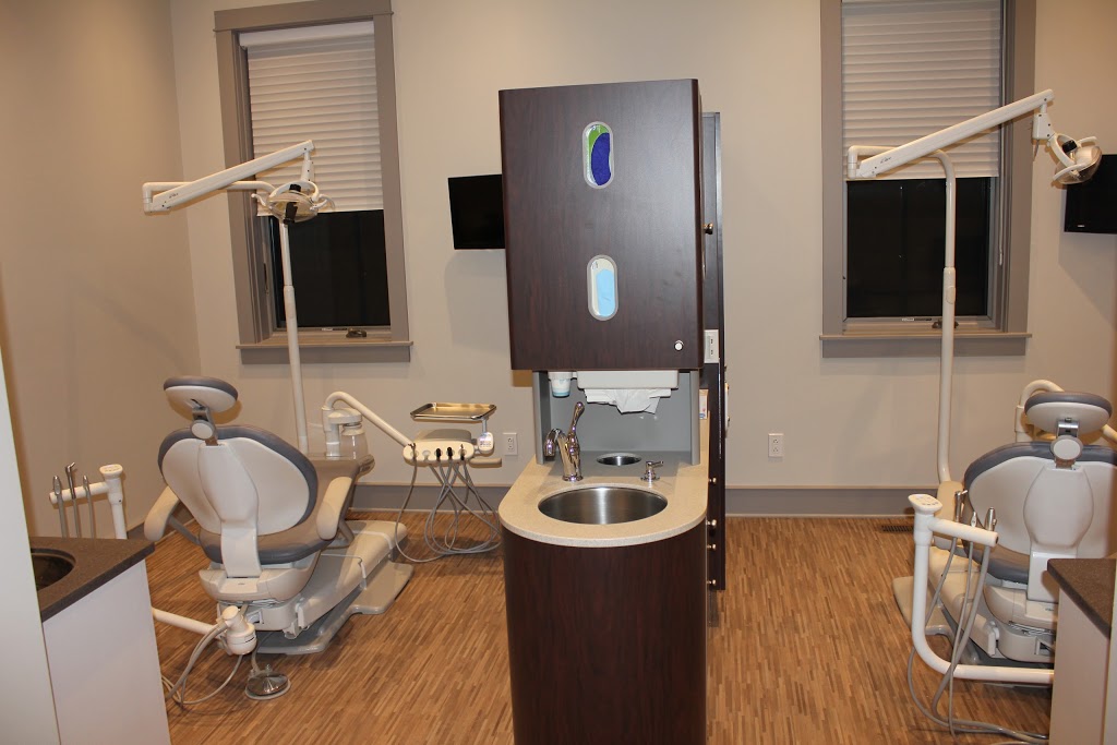 Fundy Dental Walk-in Clinic | 7322 Nova Scotia Trunk 1, Coldbrook, NS B4R 1B9, Canada | Phone: (902) 681-9111