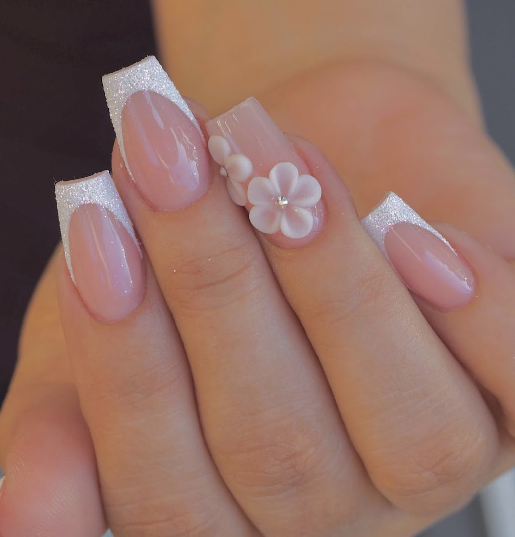 Nails by Nelly | Bd du Curé-Labelle, Laval, QC H7B 2V2, Canada | Phone: (514) 553-6379