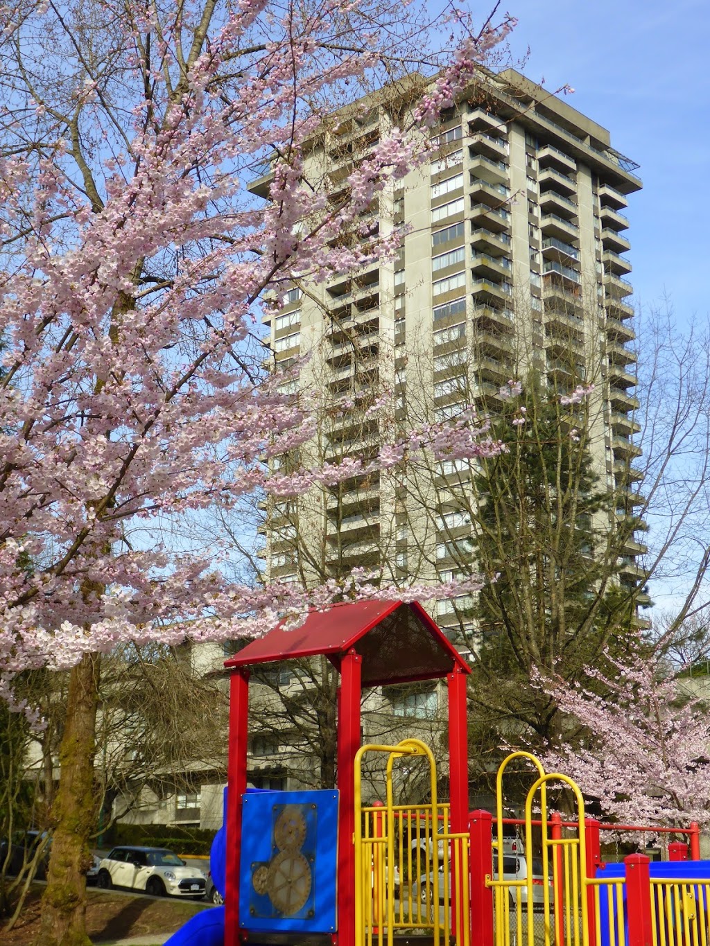 Discovery Place | 3980 Carrigan Ct, Burnaby, BC V3N 4S6, Canada | Phone: (604) 421-7705