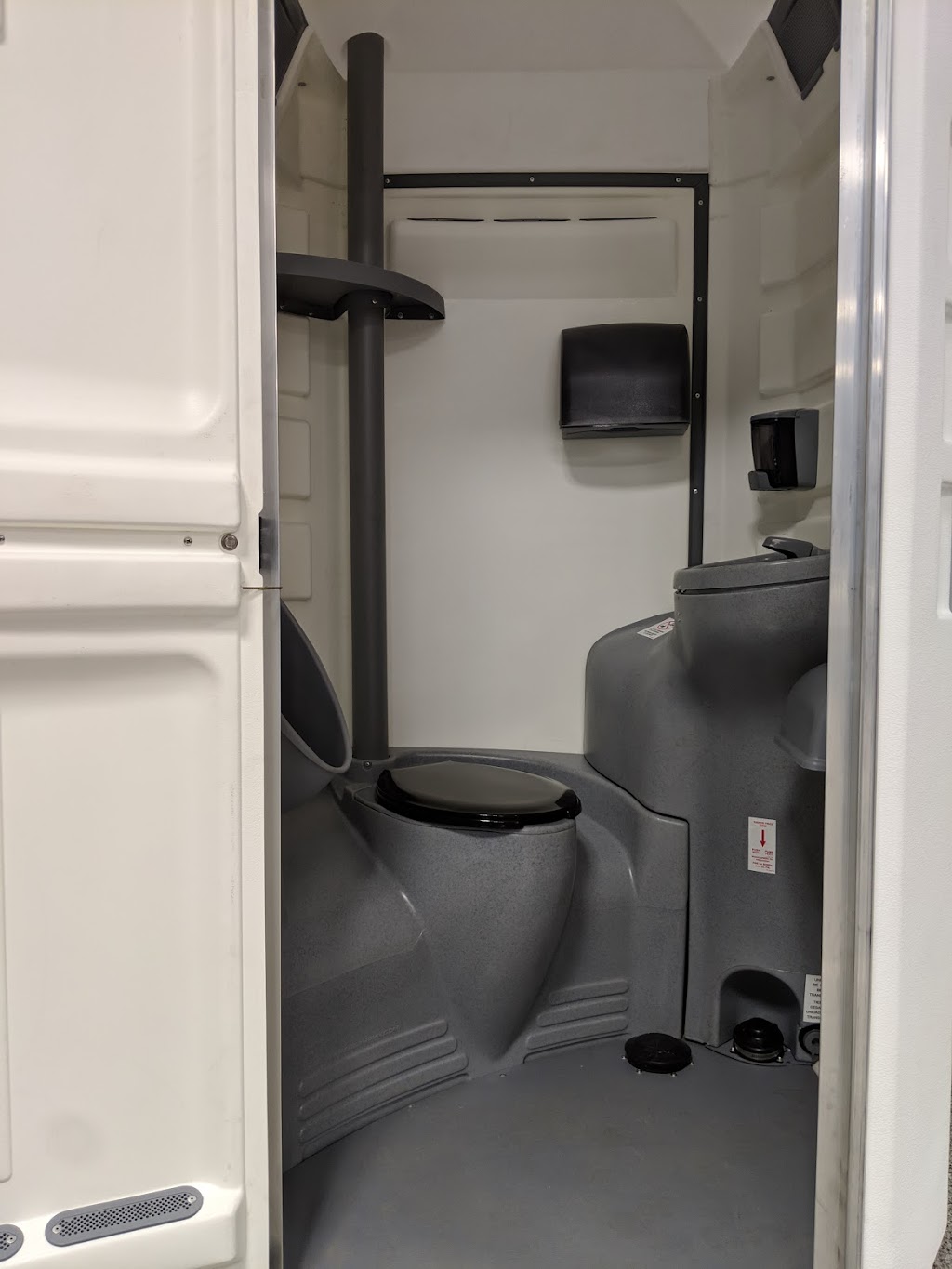 Jesses Johns Portable Toilets | 146 Crofton Rd, Ameliasburgh, ON K0K 1A0, Canada | Phone: (613) 848-3568