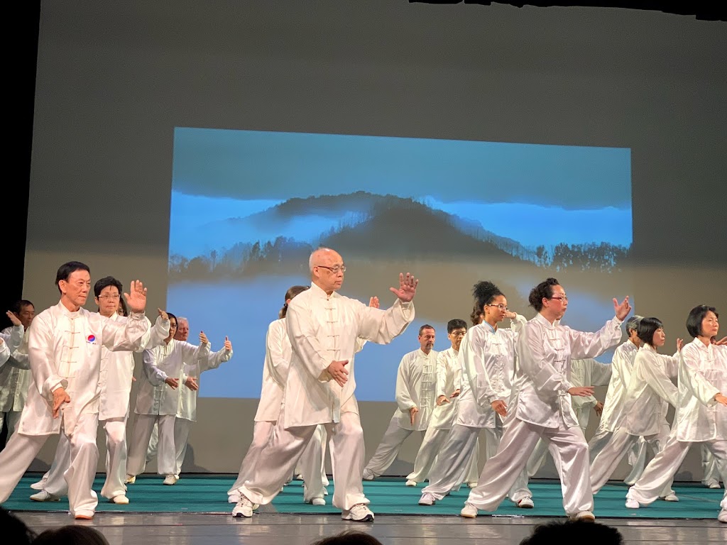 Ji Hong Wu Shu & Tai Chi College | 9148 23 Ave NW #219, Edmonton, AB T6N 1H9, Canada | Phone: (780) 424-8924