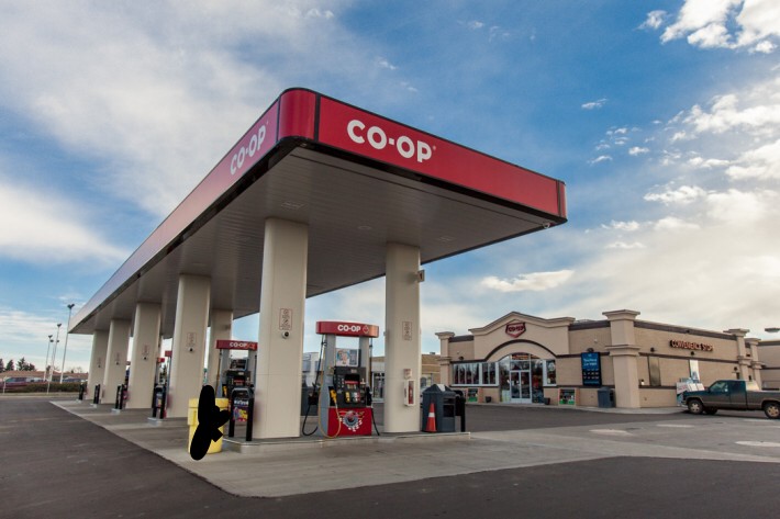 Co-op Gas Bar | 402 Ludlow St, Saskatoon, SK S7S 1M7, Canada | Phone: (306) 933-0312