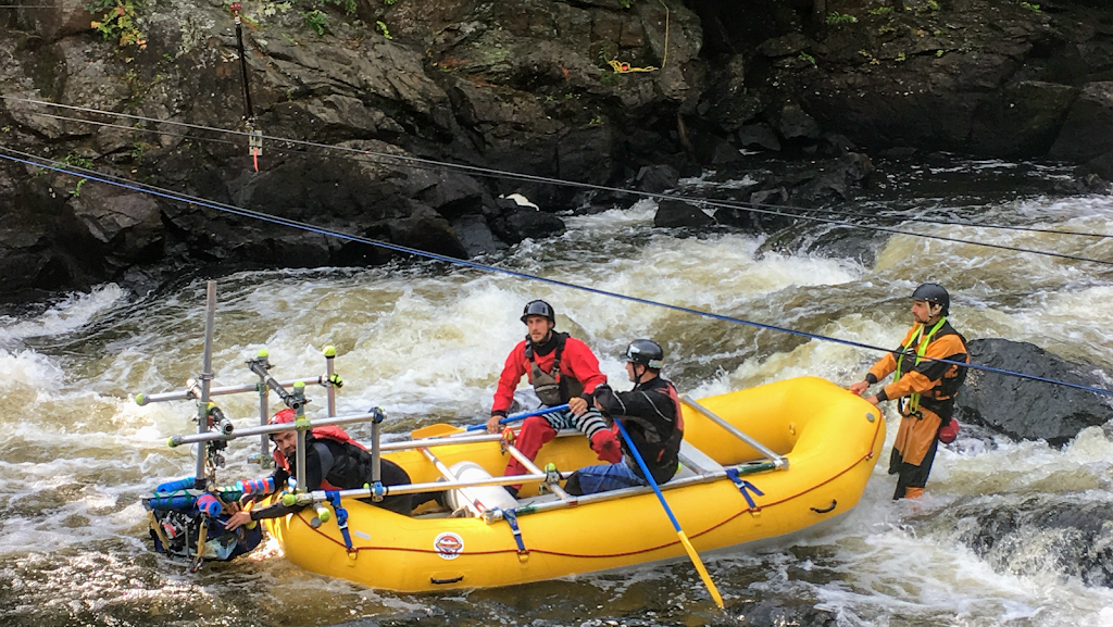 Sécurité Nautique Zodiac | 719 Rue de Martigny O, Saint-Jérôme, QC J5L 1Z6, Canada | Phone: (514) 992-3549