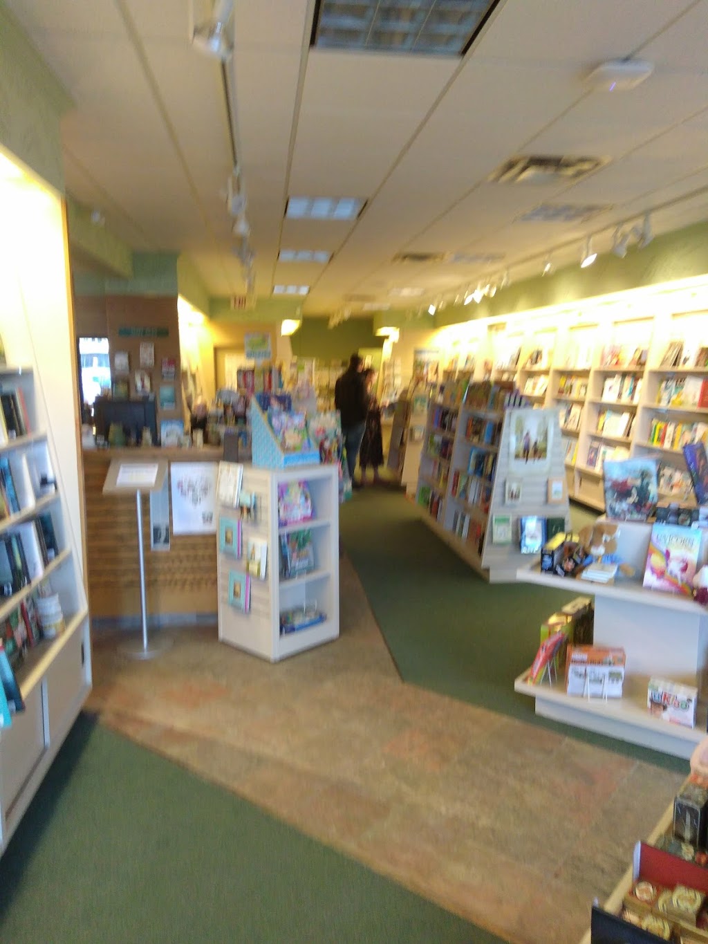 Owls Nest Books - Brand-new books, old-fashioned service | Britannia Shopping Plaza, 815a 49 Ave SW, Calgary, AB T2S 1G8, Canada | Phone: (403) 287-9557