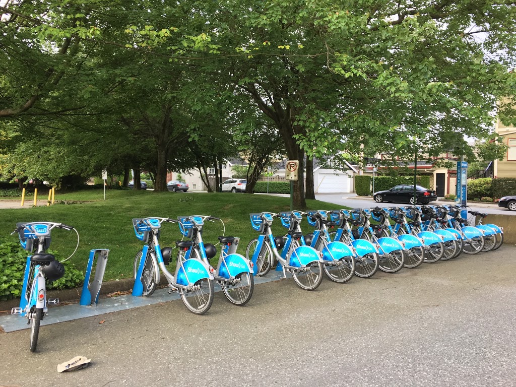 Mobi Bike Share Station | 1150 Chestnut St, Vancouver, BC V6J 1A4, Canada | Phone: (778) 655-1800