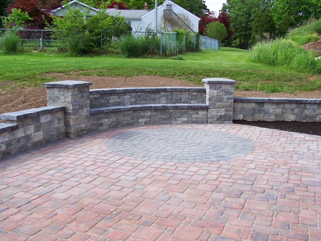 Briscalls Landscape Construction | 62 Tecumseh St, St. Catharines, ON L2M 2M6, Canada | Phone: (905) 380-9114