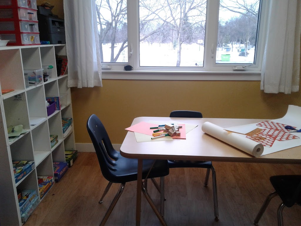 Little Learners Daycare and OSC Parkallen | 6525 111 St NW, Edmonton, AB T6H 4R5, Canada | Phone: (780) 758-9144