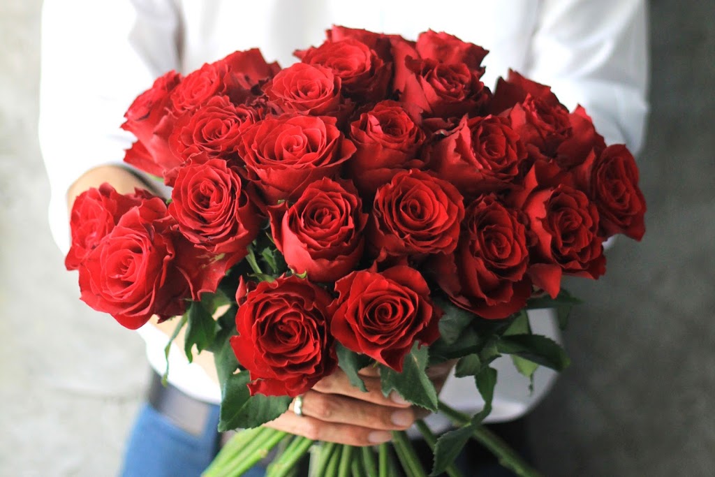 A Toronto Florist - Valentines Day Roses | 975 Glencairn Ave, North York, ON M6B 2A8, Canada | Phone: (647) 280-4438