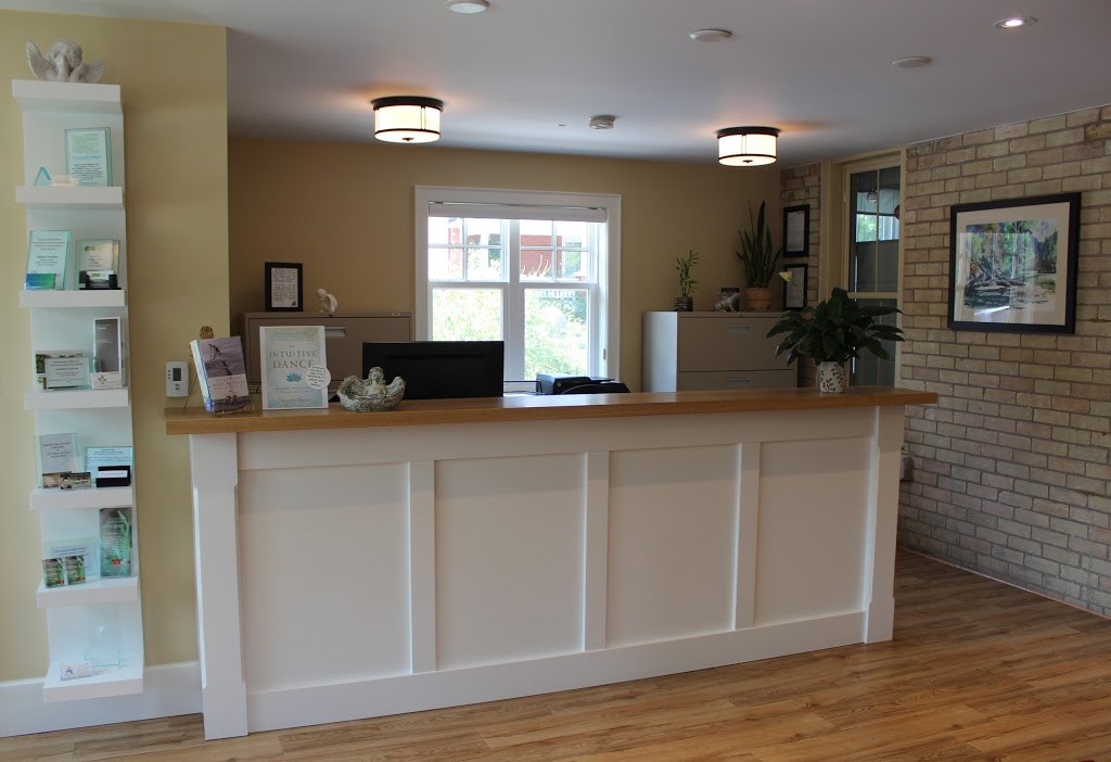 Paradigm Wellness Ctr | 421 Woolwich St, Guelph, ON N1H 3X2, Canada | Phone: (519) 766-4770