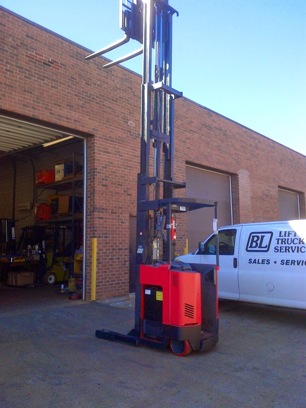 BL Lift Truck Service Ltd | 8560 Torbram Rd #33, Brampton, ON L6T 5C9, Canada | Phone: (905) 459-5080