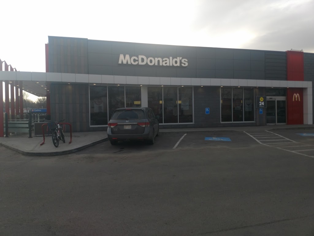 McDonalds | 369 St Albert Trail, St. Albert, AB T8N 0R1, Canada | Phone: (780) 458-1121