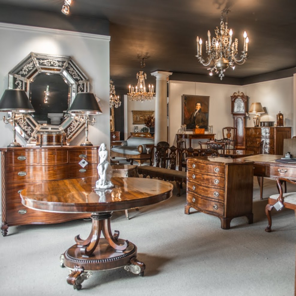 Maus Park Antiques | 289 Pinehurst Rd, Paris, ON N3L 3E2, Canada | Phone: (416) 454-7778