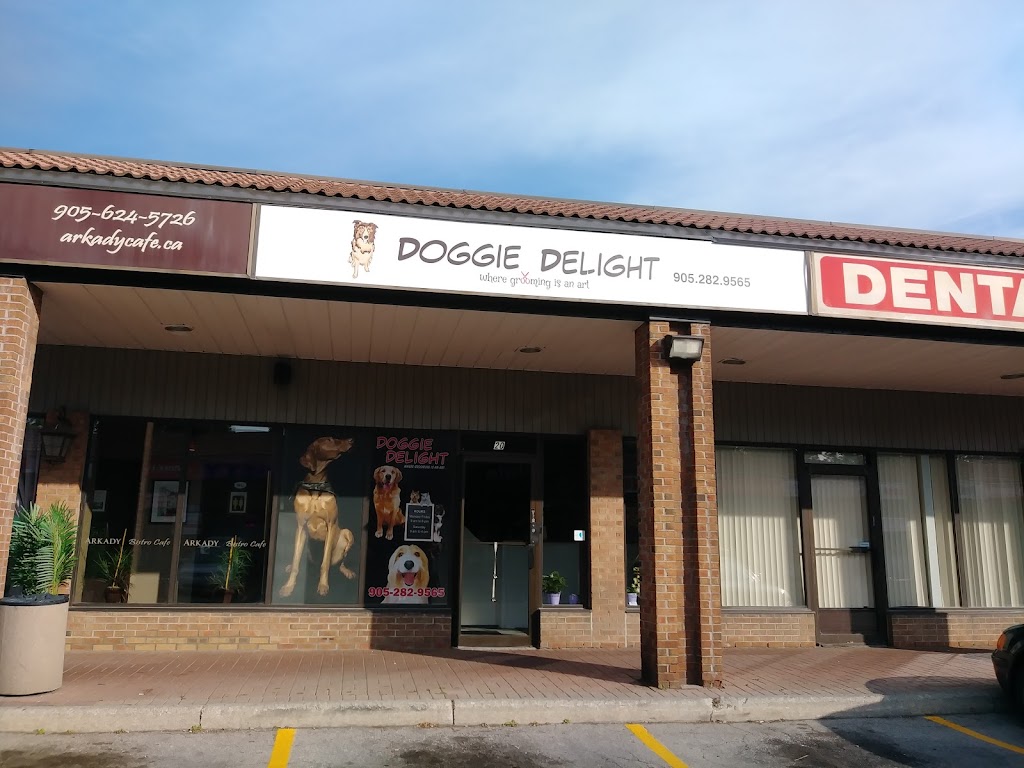 Doggie Delight | 3631 Dixie Rd #20, Mississauga, ON L4Y 4H2, Canada | Phone: (905) 282-9565