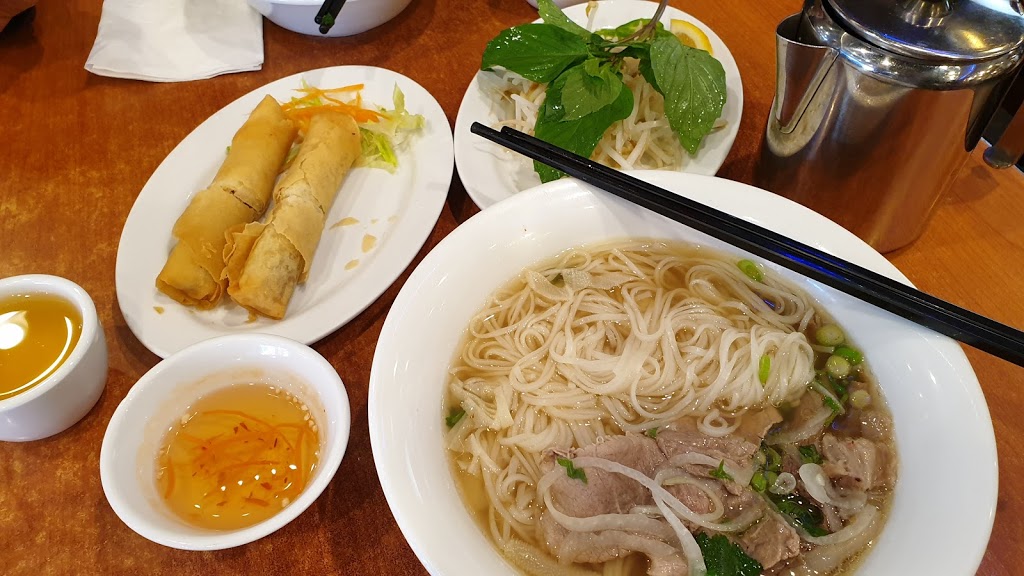 Pho Phu Thinh | 1175 Johnson St, Coquitlam, BC V3B 7K1, Canada | Phone: (604) 468-8686