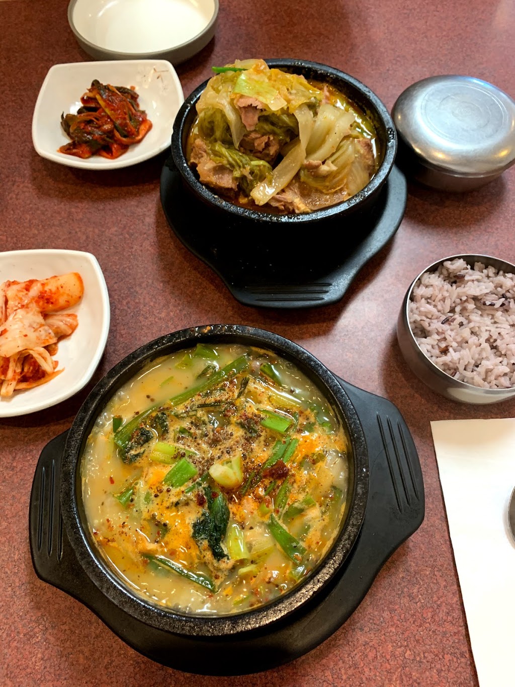 Tongileo Korean Restaurant | 2579 Lougheed Hwy, Port Coquitlam, BC V3B 4P4, Canada | Phone: (604) 474-2579