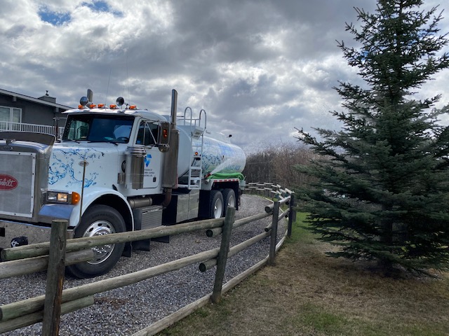 Diamond Valley Water Hauling | Box 418, Turner Valley, AB T0L 2A0, Canada | Phone: (403) 933-4438