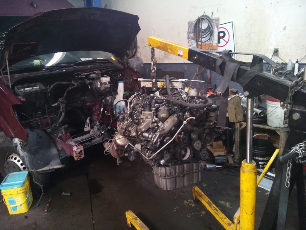 Norseman Auto Repair | 220 Norseman St, Etobicoke, ON M8Z 2R4, Canada | Phone: (905) 537-7646