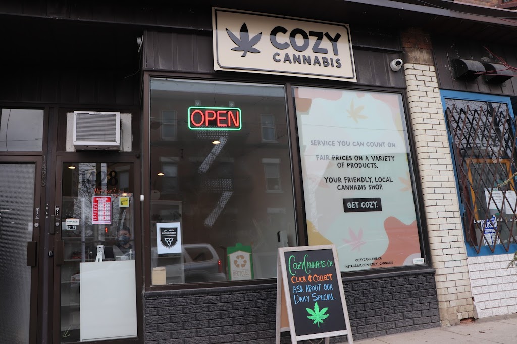 Cozy Cannabis | 1428 Dundas St W, Toronto, ON M6J 1Y5, Canada | Phone: (647) 772-7380