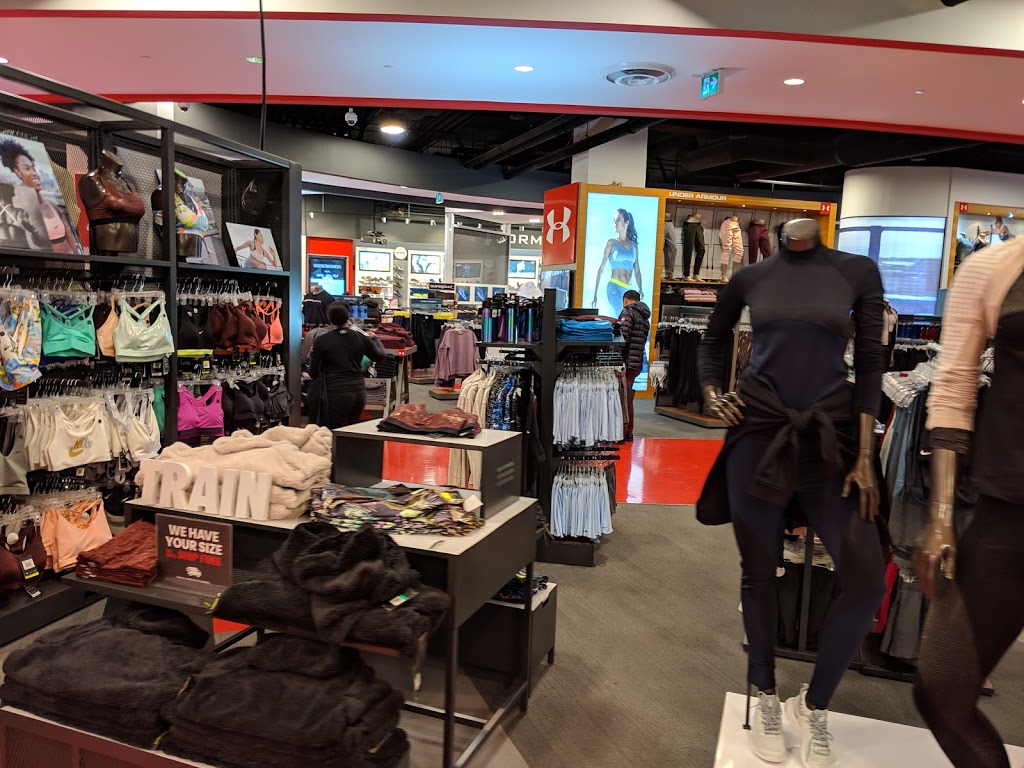 Sport Chek Yorkdale Shopping Centre | 3401 Dufferin St, North York, ON M6A 2T9, Canada | Phone: (416) 787-1641