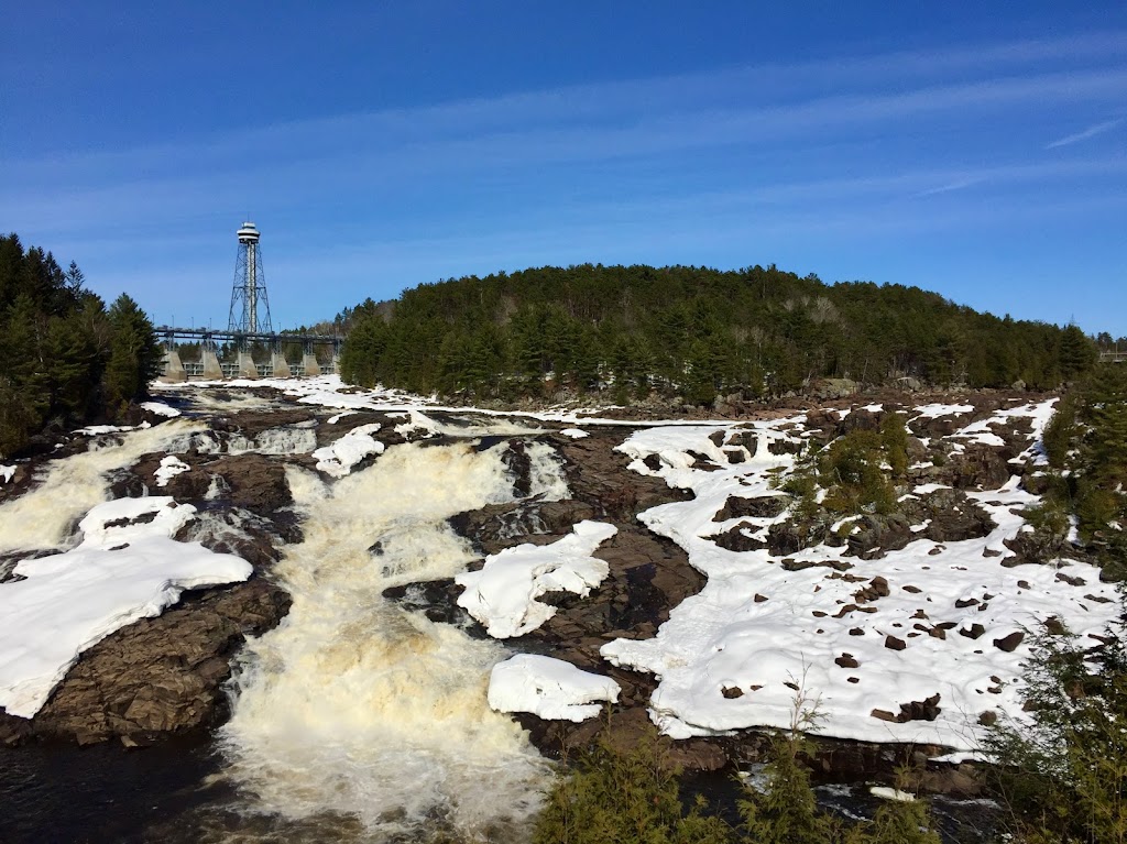 Belvédère des Chutes de Shawinigan | Chem. des Chutes, Shawinigan-Sud, QC G9N 6V1, Canada | Phone: (855) 525-4166