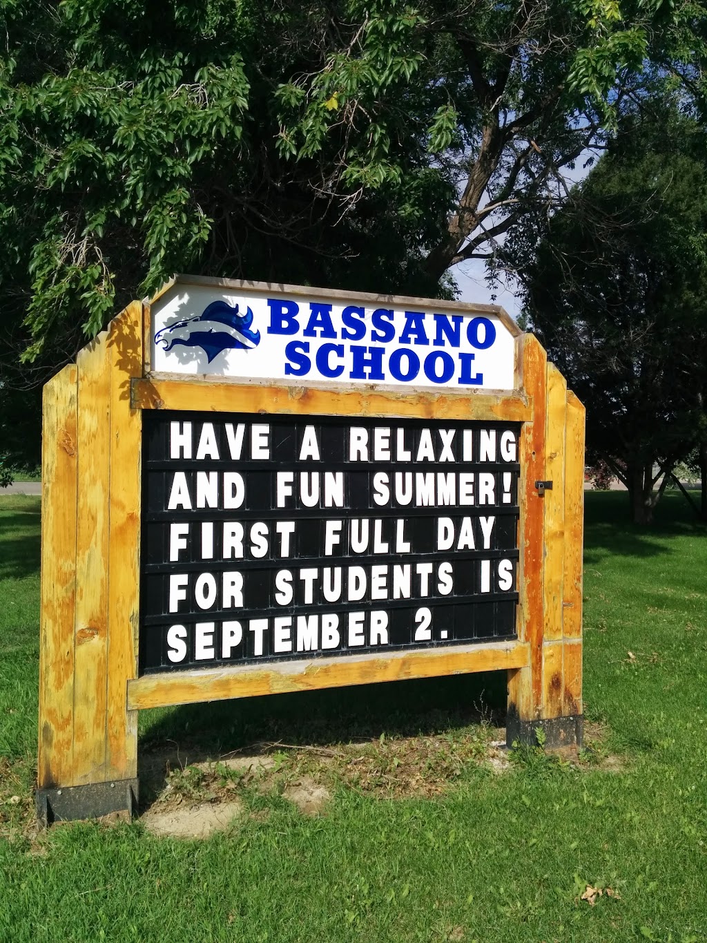 Bassano School | 240 6 Ave, Bassano, AB T0J 0B0, Canada | Phone: (403) 641-3577