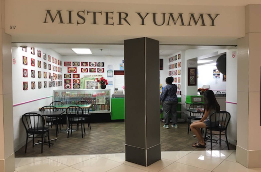 Mister Yummy | 2340 Dundas St W, Toronto, ON M6P 4A9, Canada | Phone: (416) 588-5158