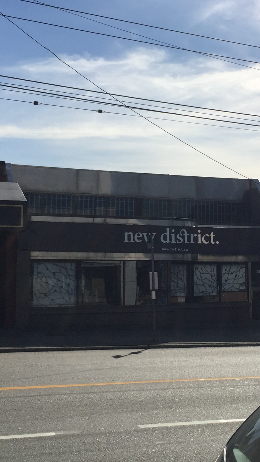 New District Wine Beer Spirits | 5650 Dunbar St, Vancouver, BC V6N 1W7, Canada | Phone: (604) 267-2337