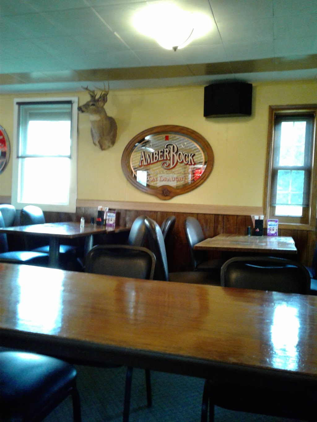 Club 21 Restaurant and Bar | 8385 Lapeer Rd, Goodells, MI 48027, USA | Phone: (810) 325-1500