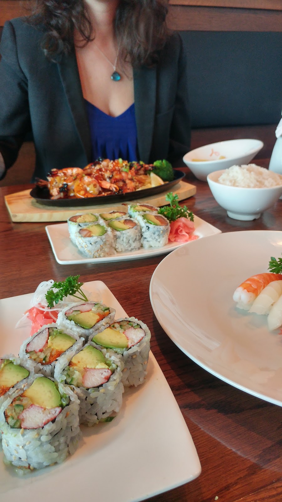 the sushi chef | 4171 Innisfil Beach Rd #3, Thornton, ON L0L 2N0, Canada | Phone: (705) 291-0078