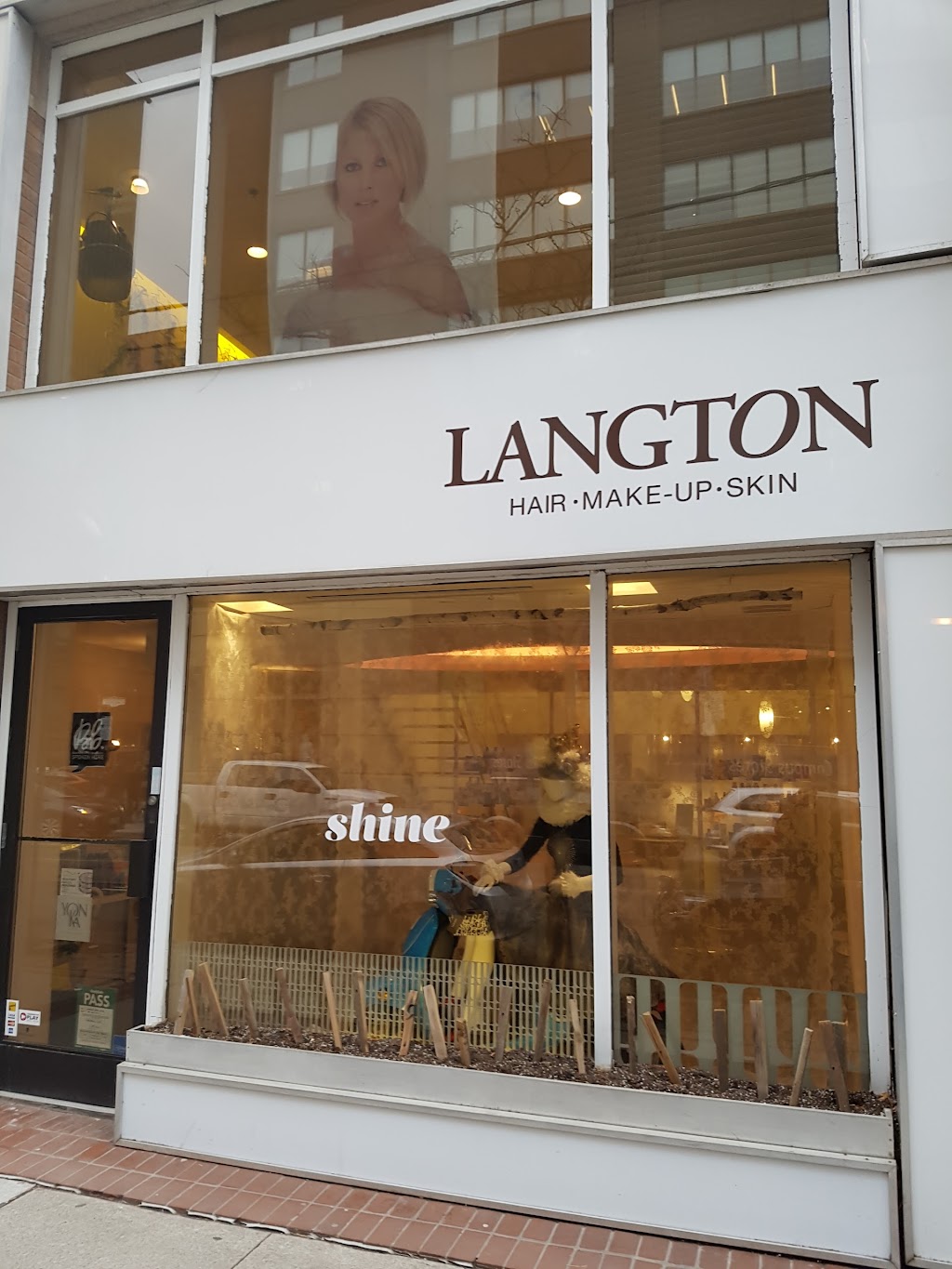 Langton Salon Spa | 201 King St E, Toronto, ON M5A 4M5, Canada | Phone: (416) 365-0481