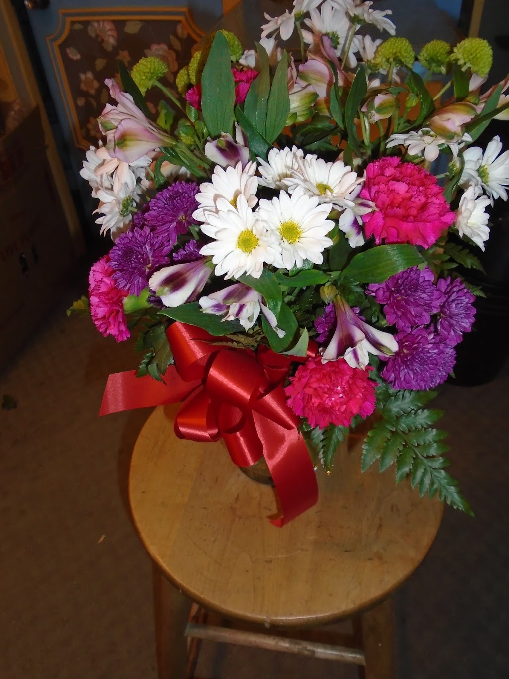 Browns Mason Richards Florist | 1516 Merivale Rd, Nepean, ON K2G 3J6, Canada | Phone: (613) 224-2554