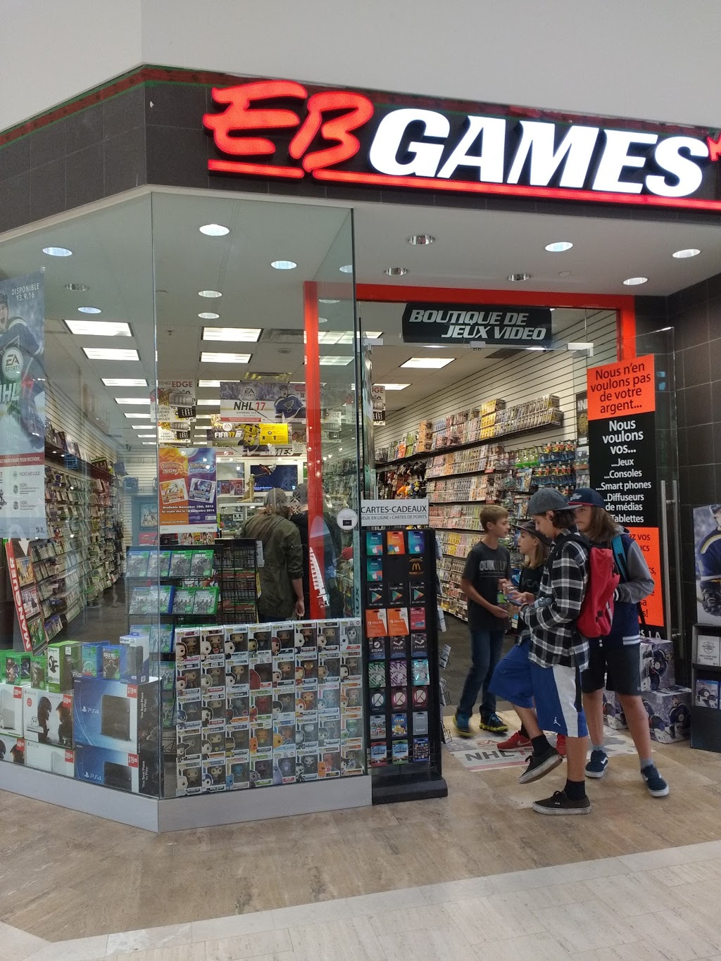 EB Games | 5401 Boulevard des Galeries, Québec, QC G2K 1N4, Canada | Phone: (418) 634-1331