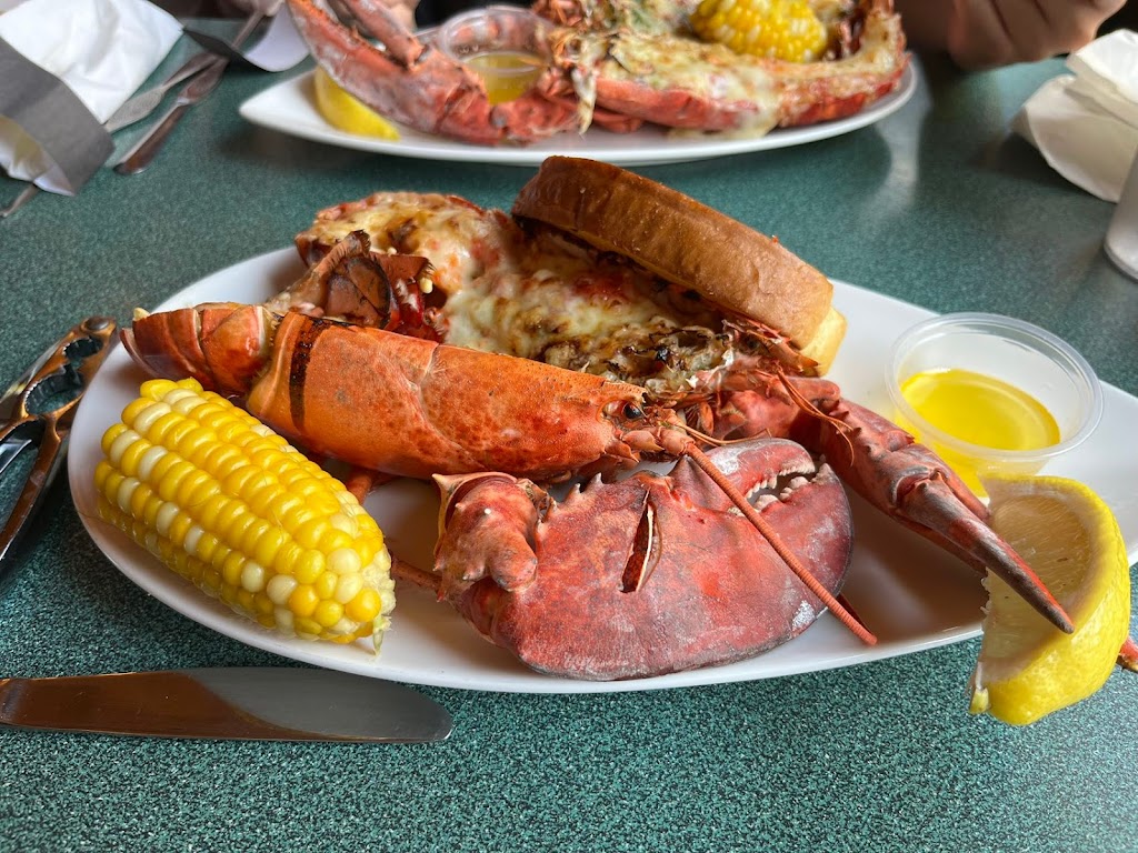 Cavendish Lobster Shack | 9060 Cavendish Rd, New Glasgow, PE C0A 1N0, Canada | Phone: (902) 963-2013