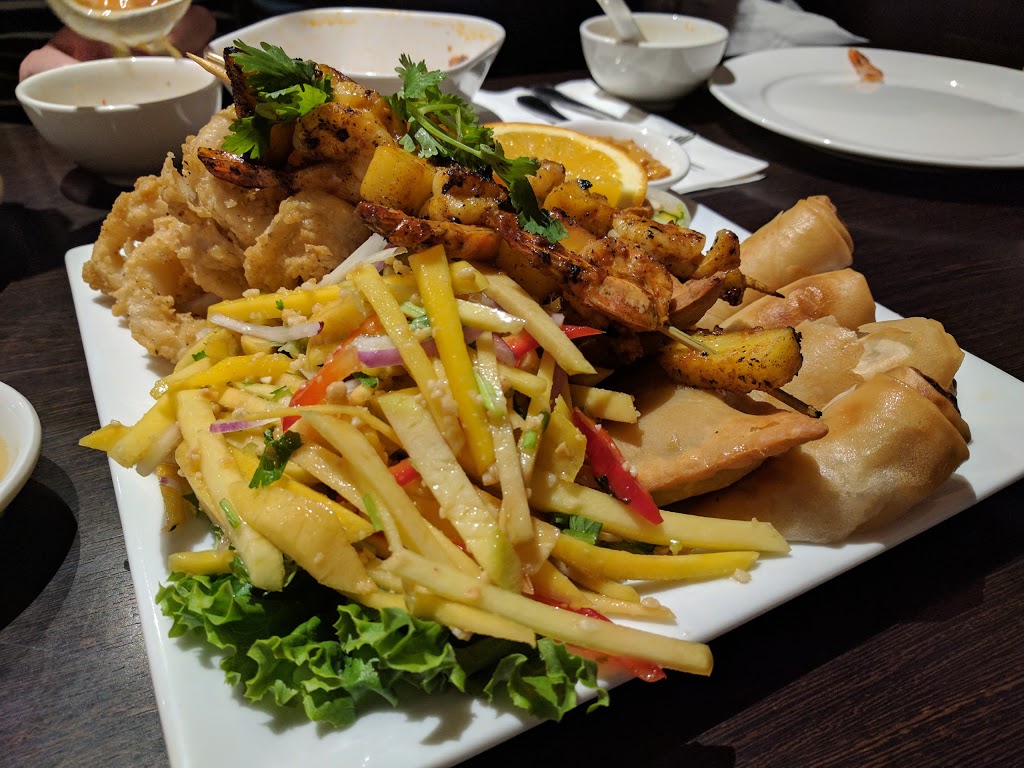 BowThai restaurant | 4755 Leslie St, North York, ON M2J 2L3, Canada | Phone: (416) 490-8424