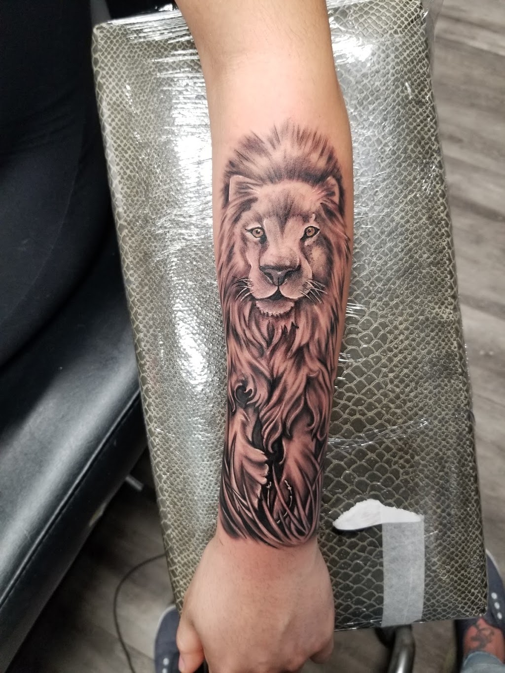 Living Art Tattoo | 666 Concession St, Hamilton, ON L8V 5C2, Canada | Phone: (289) 389-0675