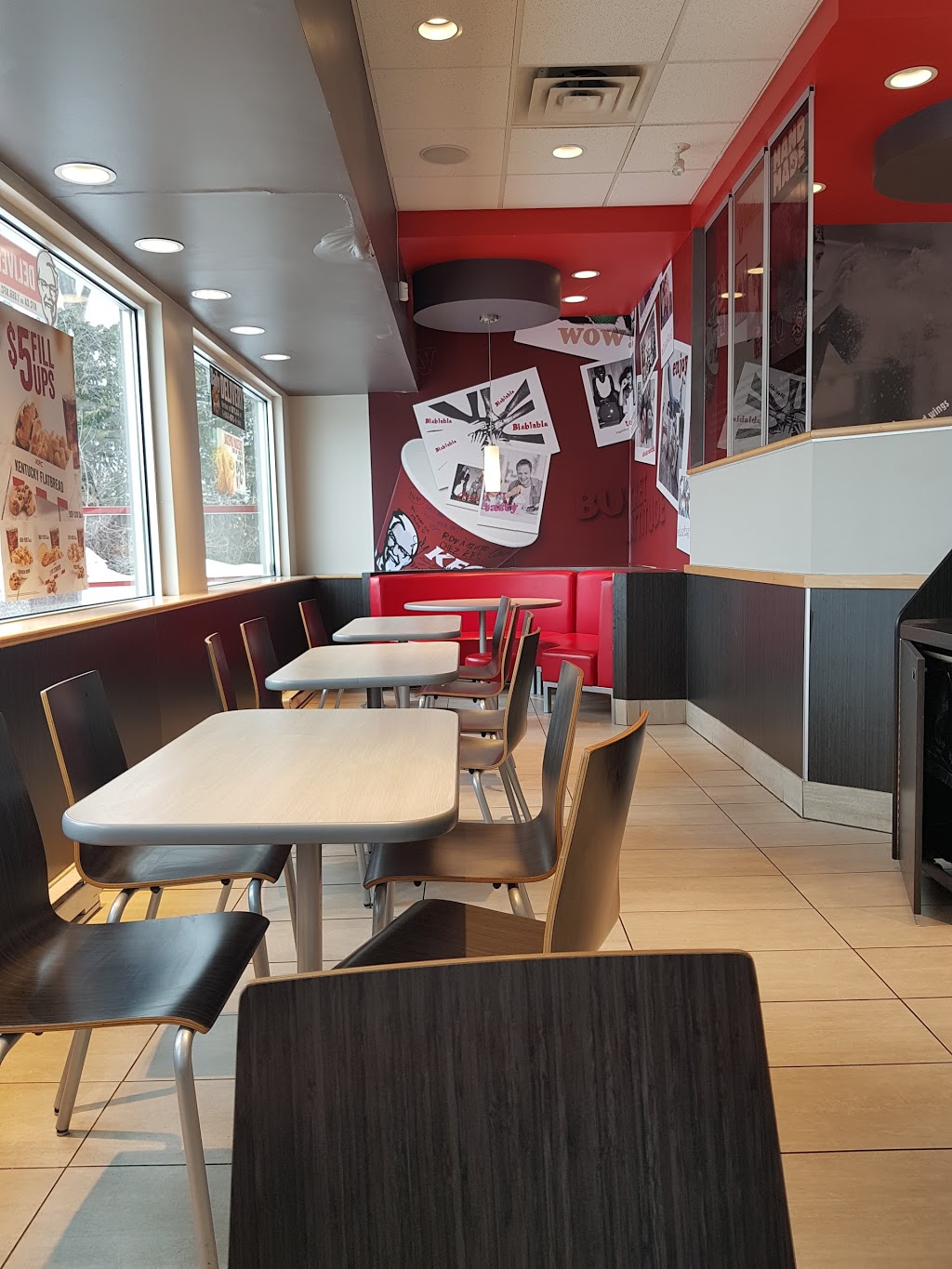 KFC | Hwy 31, 2919 Bank St, Gloucester, ON K1T 1N4, Canada | Phone: (613) 521-6131