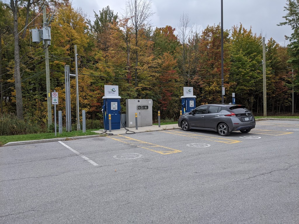 Electric Circuit Charging Station | 100 Autoroute 20, Rivière-Beaudette, QC J0P 1R0, Canada | Phone: (800) 686-9243