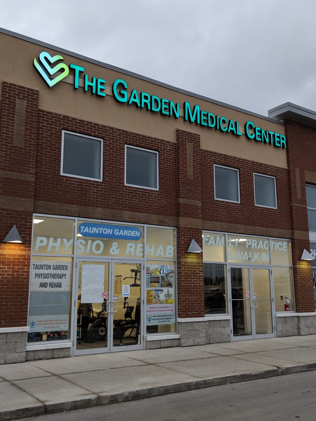 The Garden Medical Center | 372 Taunton Rd E L5, Whitby, ON L1R 0H4, Canada | Phone: (905) 655-0655