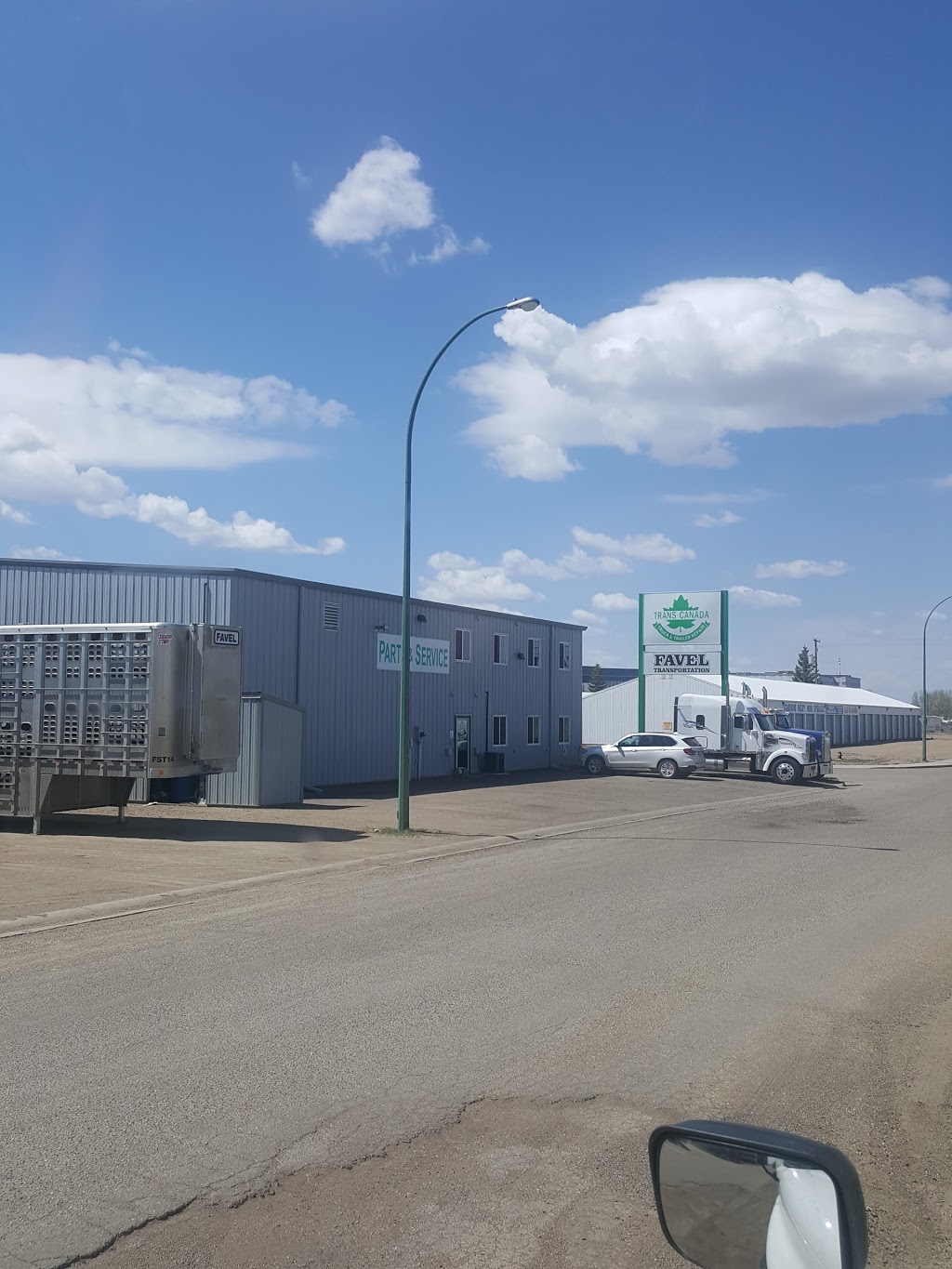 TransCanada Truck and Trailer Repair | 93 Highland Rd, Moose Jaw, SK S6J 1M5, Canada | Phone: (877) 331-8546