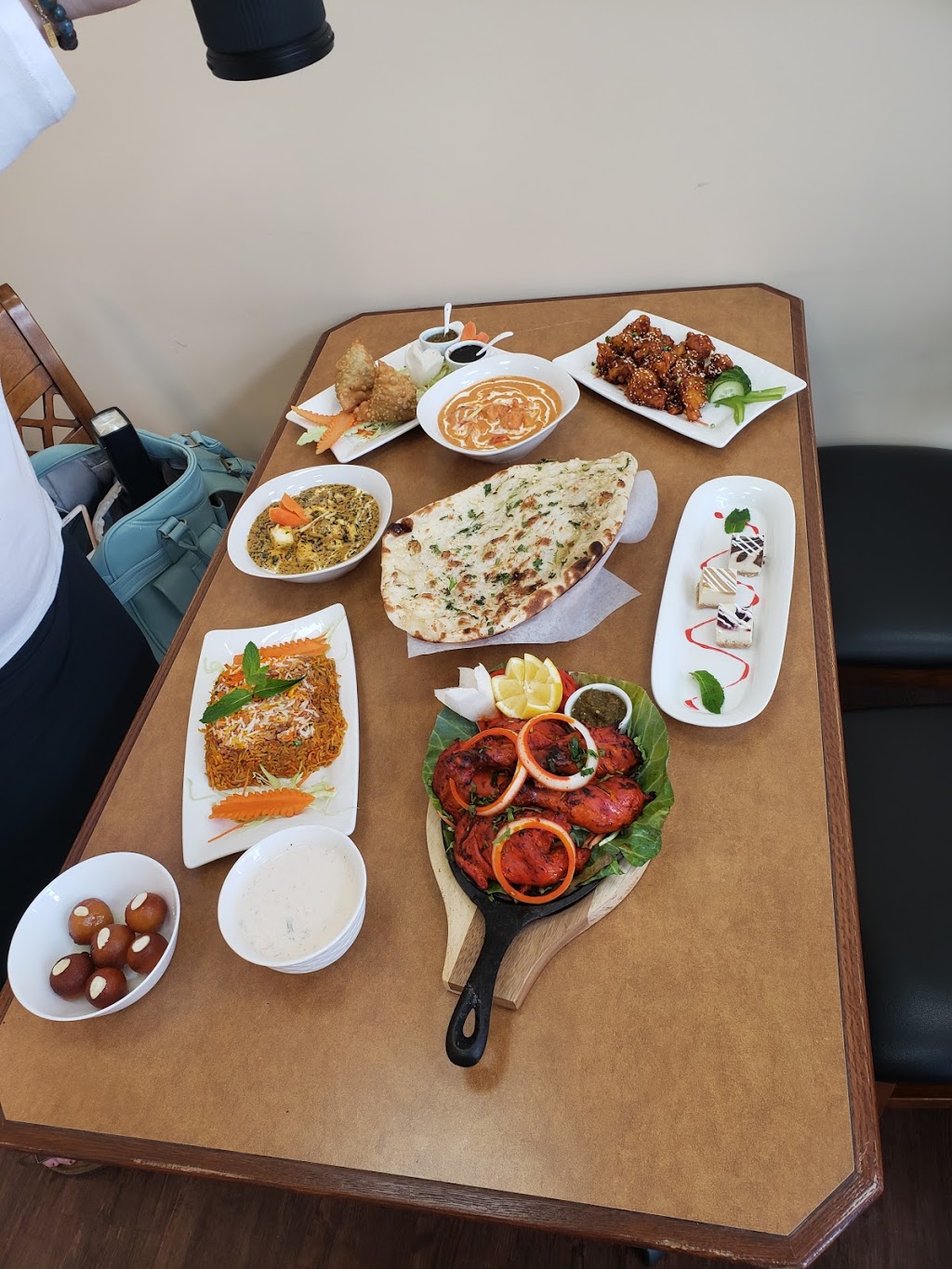 India Taj Indo-Chinese Cuisine | 3850 Sherwood Dr Unit 550, Sherwood Park, AB T8H 0Z9, Canada | Phone: (780) 449-1145