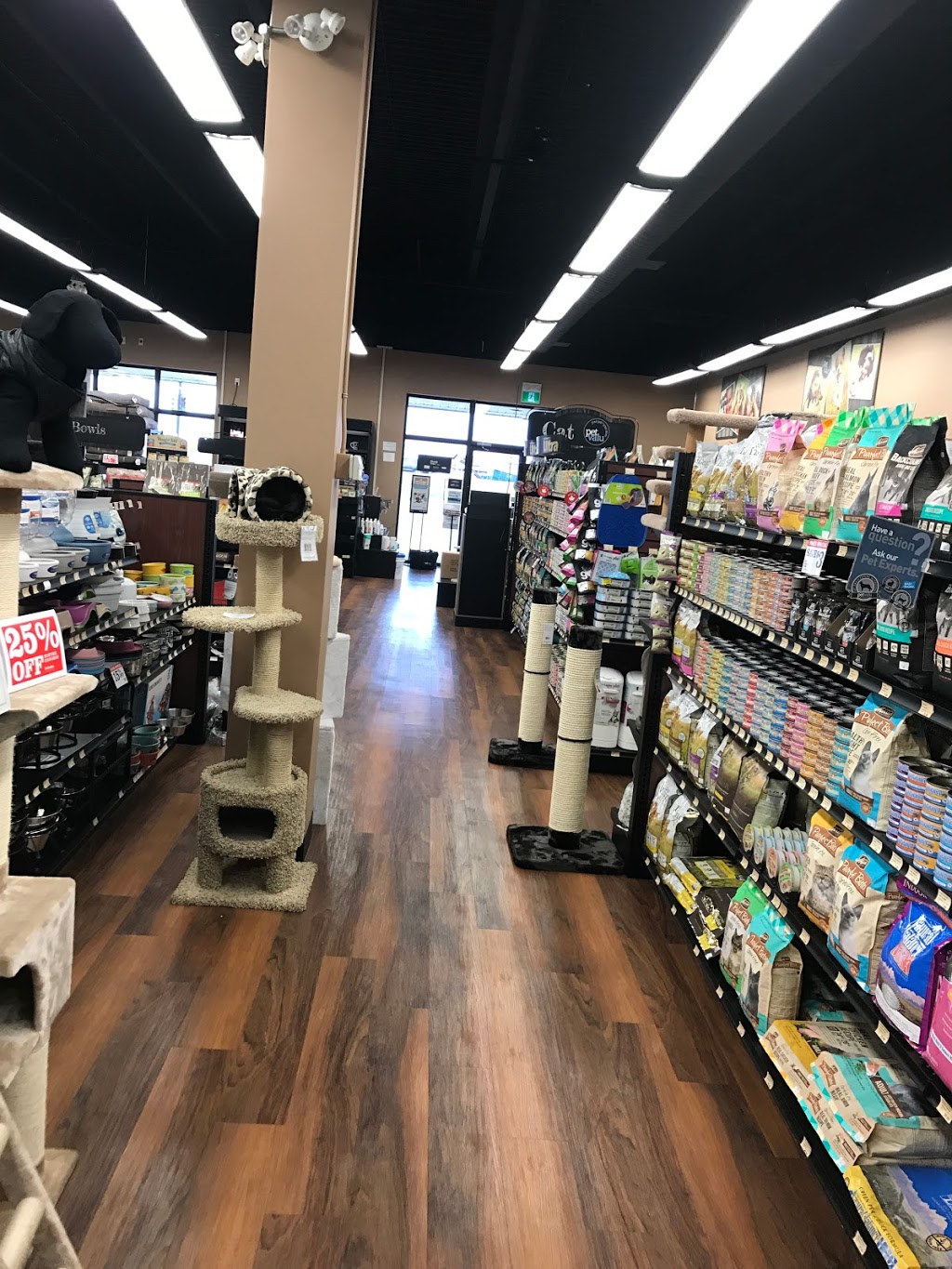 Pet Valu | 4303 50 St #8, Innisfail, AB T4G 1B6, Canada | Phone: (403) 227-8850