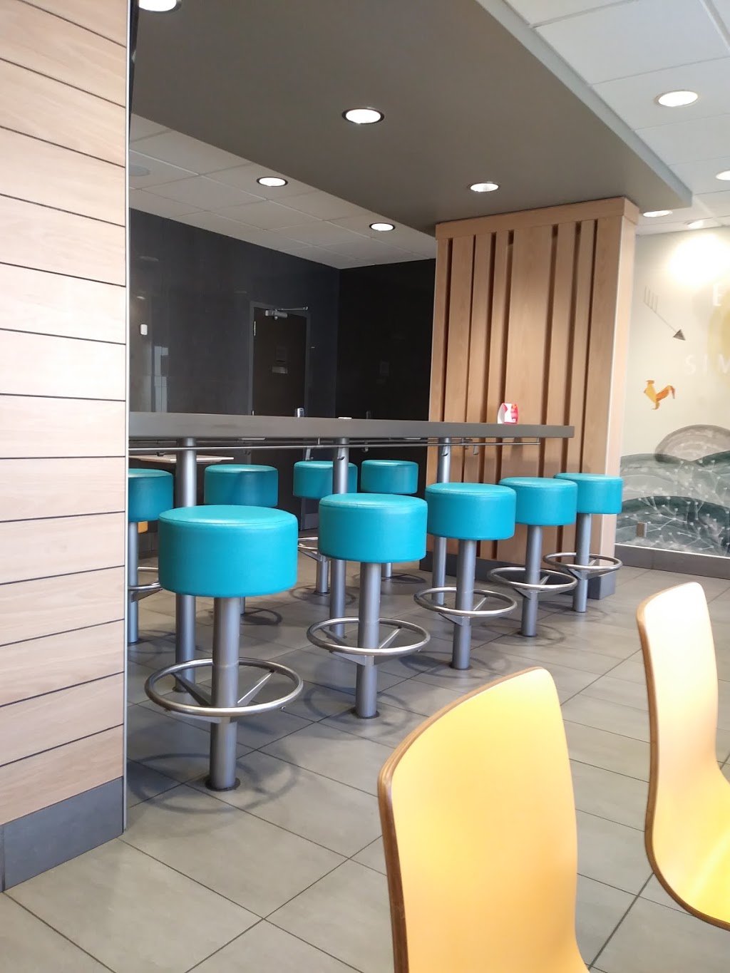 McDonalds | 1804 Main St, Penticton, BC V2A 5H3, Canada | Phone: (250) 493-0826