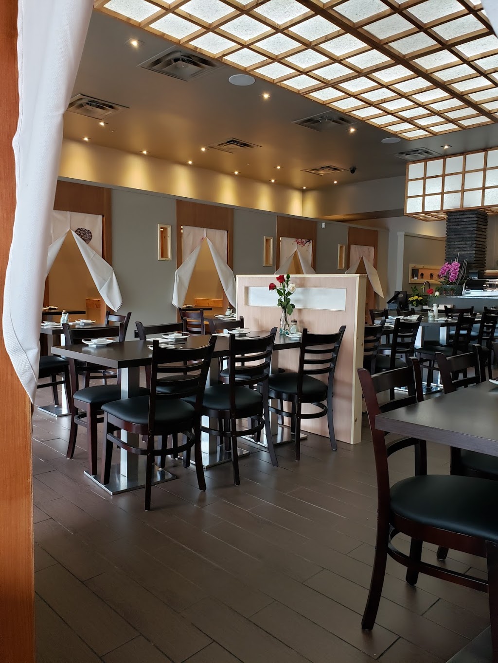 Unome sushi | 9301 Bathurst St unit 7, Richmond Hill, ON L4C 9S2, Canada | Phone: (905) 237-3355