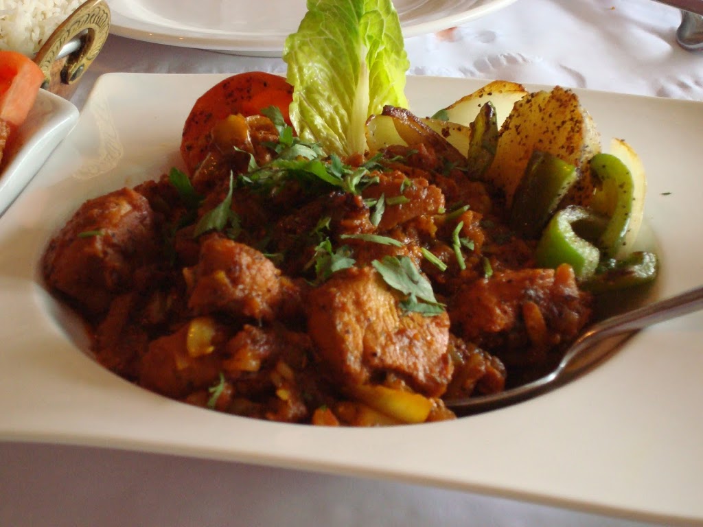 Savera Indian Cuisine | 805 St Clair Ave W, Toronto, ON M6C 1B9, Canada | Phone: (416) 657-2500