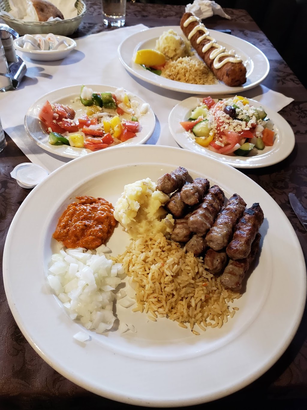 Balkan House Restaurant | 7530 Edmonds St, Burnaby, BC V3N 1B4, Canada | Phone: (604) 524-0404