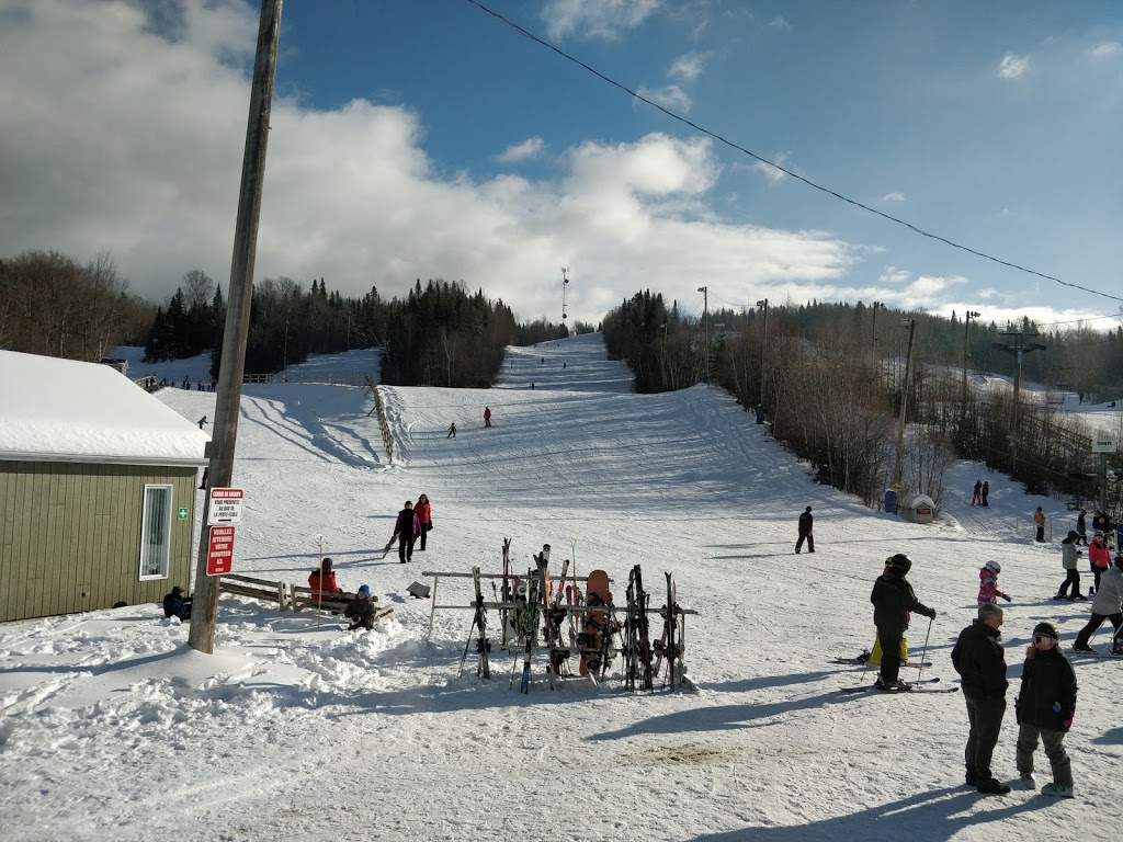 Ski Saint-Raymond | 1226 Rang Notre Dame, Saint-Raymond, QC G3L 1N4, Canada | Phone: (418) 337-2866