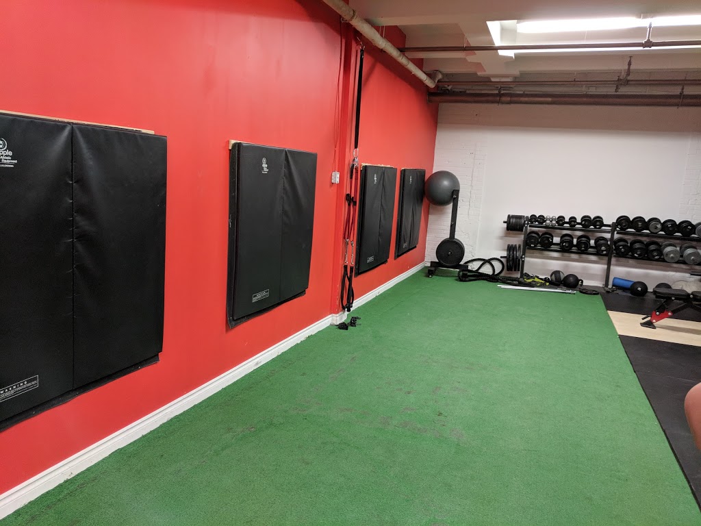 The Weighting Room | 10 Henderson Ave, Brampton, ON L6Y 2A4, Canada | Phone: (647) 980-3877