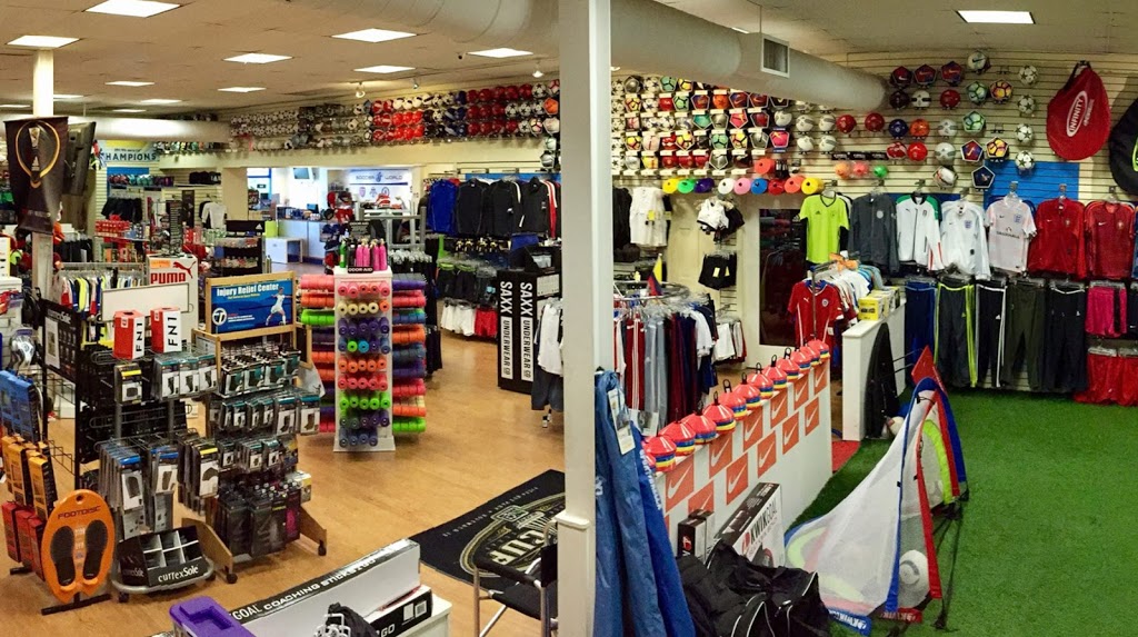 Soccer World | 521 North Service Rd E, Oakville, ON L6H 5R2, Canada | Phone: (905) 815-8939