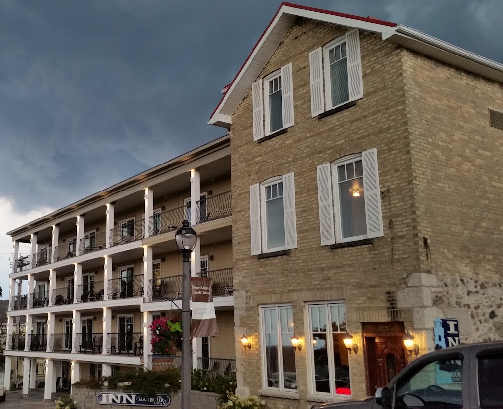 Inn at the Harbour | 255 Harbour St, Kincardine, ON N2Z 2X9, Canada | Phone: (519) 396-3311