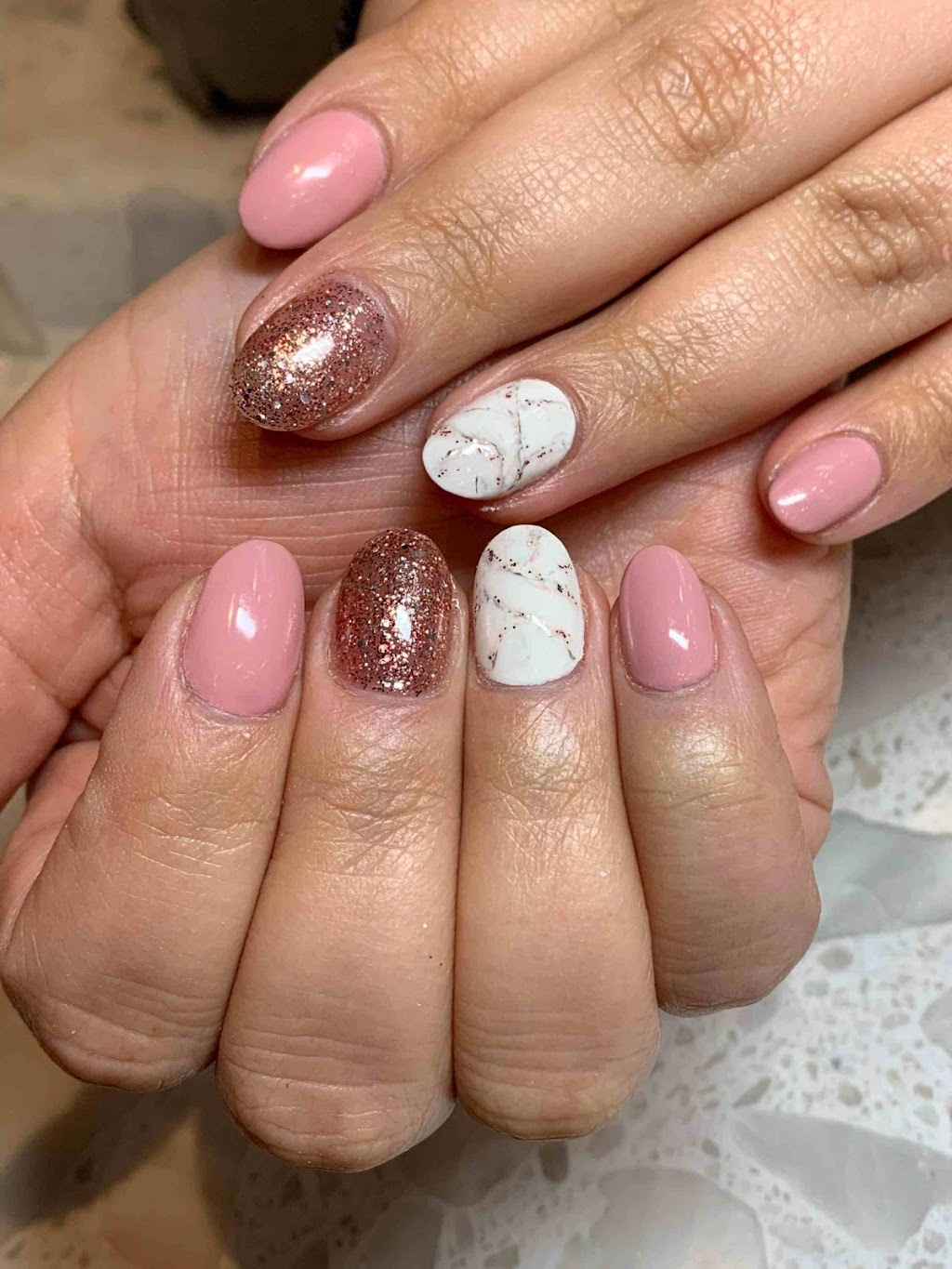 Glamorous Nails and Spa | 1861 Robertson Rd, Nepean, ON K2H 9N5, Canada | Phone: (613) 828-6789